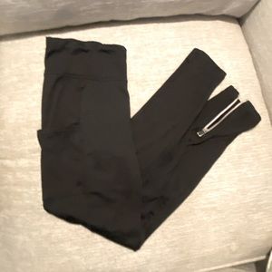 Black Leggings with Pockets